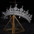 Load image into Gallery viewer, Elizabeth Bridal Headband Crown