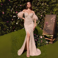 Load image into Gallery viewer, Harmonix Strapless Pearl Gown with Removable Feather Sleeves