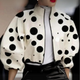 Load image into Gallery viewer, Tempozia Printed Cropped Jacket