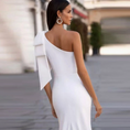 Load image into Gallery viewer, Vespera Bridal Slimming One-Shoulder Fishtail Wedding Dress