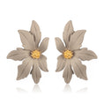 Load image into Gallery viewer, Malia Flower Earrings