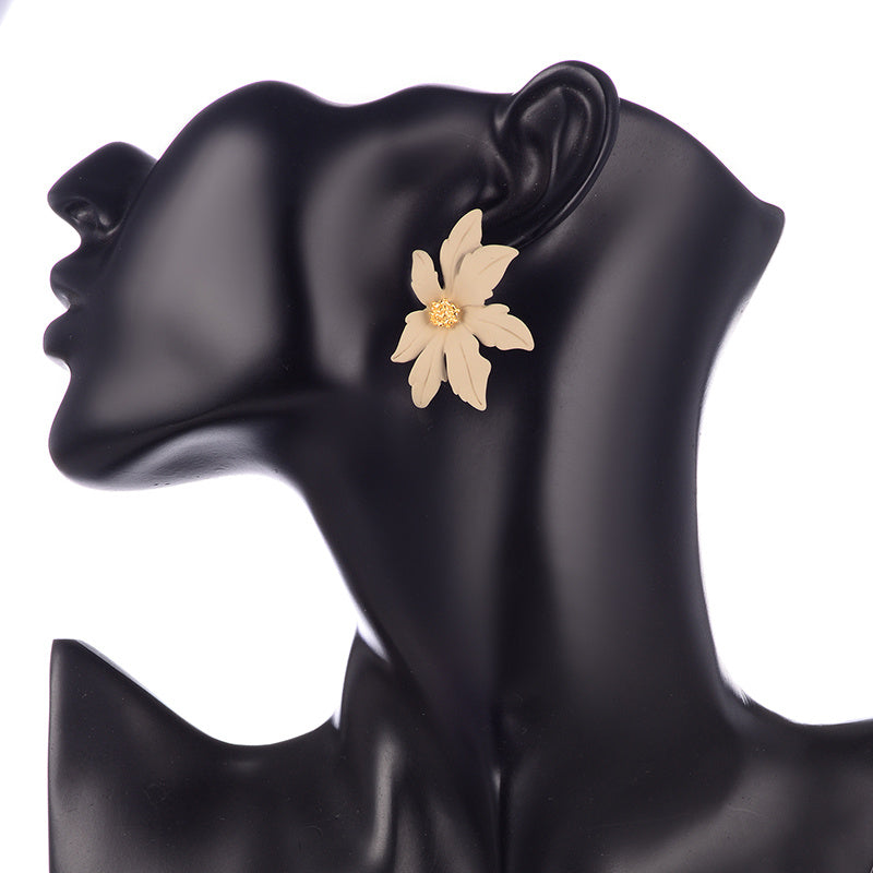 Malia Flower Earrings