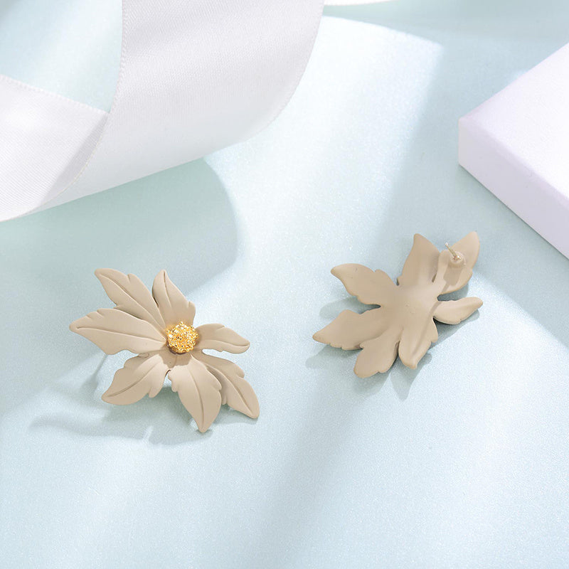 Malia Flower Earrings