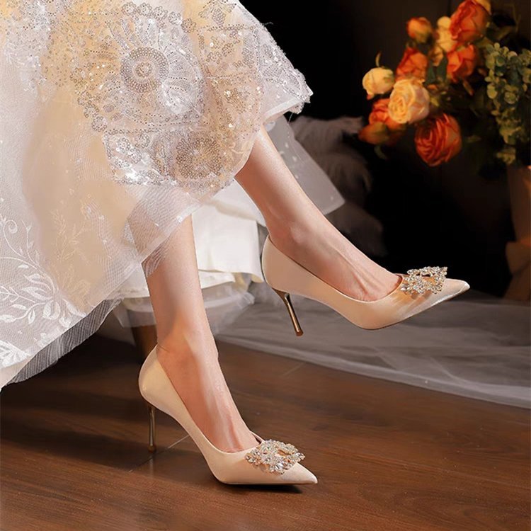 Vicki Victorian Bridal Pointed Stiletto Heel