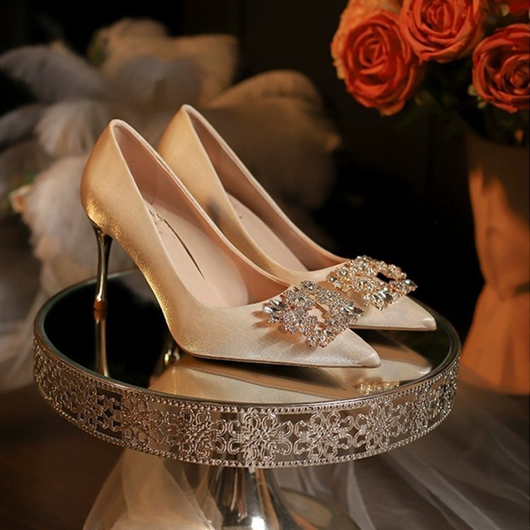 Vicki Victorian Bridal Pointed Stiletto Heel