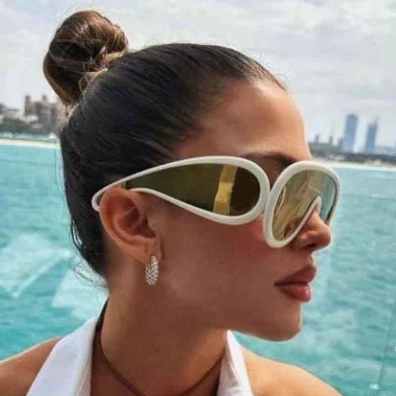 Jade Trendy Fashionable Large Rim Sunglasses For Women