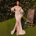 Load image into Gallery viewer, Harmonix Strapless Pearl Gown with Removable Feather Sleeves
