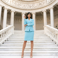 Load image into Gallery viewer, Maison Virelle Échelon Sculpted Blazer
