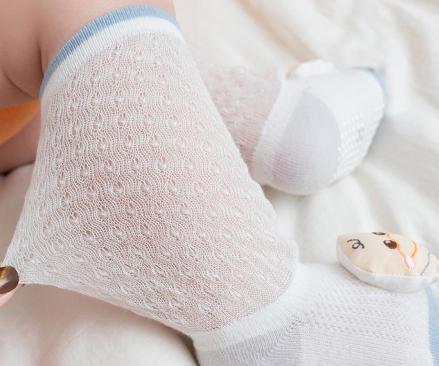 River Anti-Slip Mesh Plush Animal Knee-high Cotton Socks