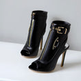 Load image into Gallery viewer, Women's boots fall black styled
