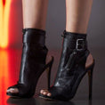 Load image into Gallery viewer, Women's boots for fall black
