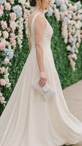 Load and play video in Gallery viewer, formal bridal handbag with crystal rhinestones and pearls
